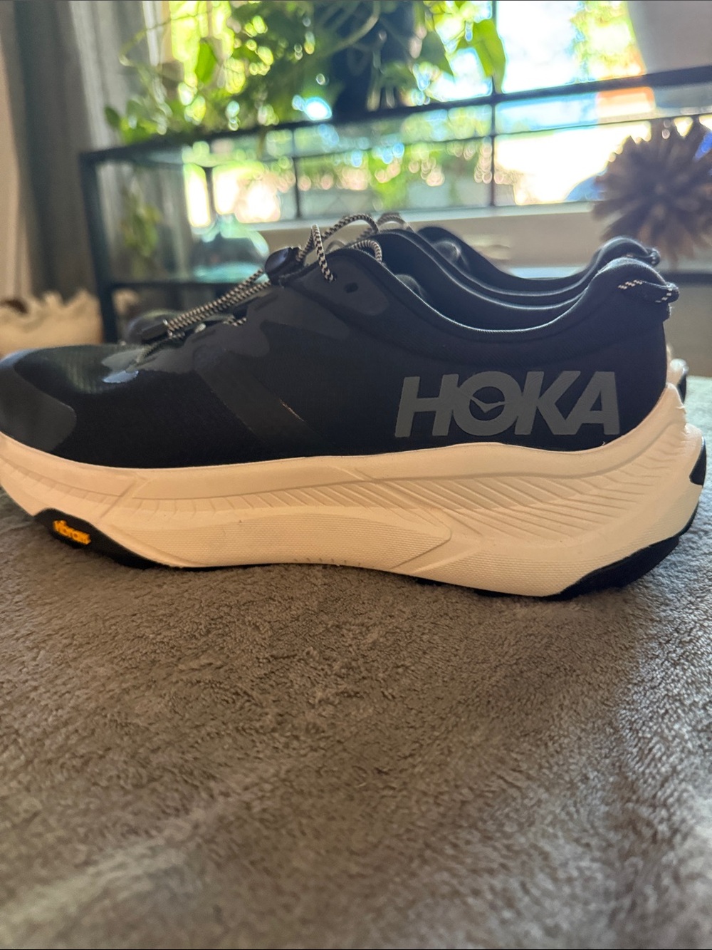 Hoka Men’s Black Trail Running Shoes 10.5B - Picture 4 of 6
